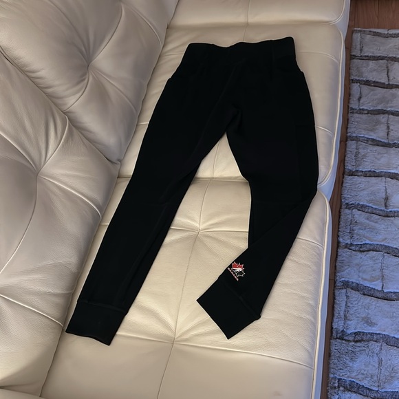 Women’s Nike Hockey Canada Legging / Jogger Pants - Picture 4 of 5